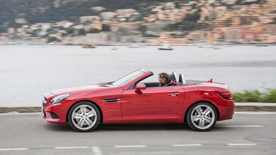  Mercedes-Benz SLC250 d 2016 года  (фото 22 из 27)
